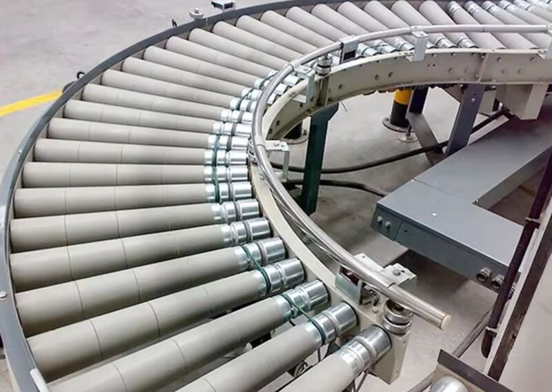 A tapered roller is designed with a simple structure while still ensuring high precision