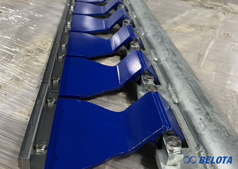 Băng gạt sơ cấp lưỡi xoắn