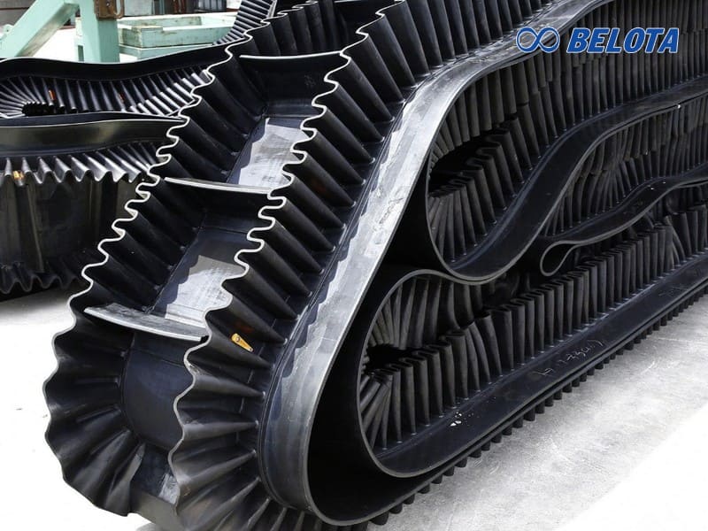 Băng tải cao su gầu (băng tải gàu) còn được gọi bằng cái tên khác là gầu tải