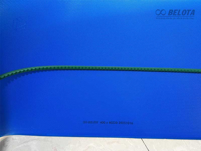 Băng tải được dán gân dẫn hướng khắc phục hiện tượng lệch băng tải