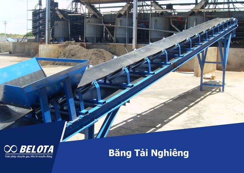 Băng tải cao su có khả năng chịu tải lớn, chịu mài mòn, va đập mạnh và môi trường khắc nghiệt