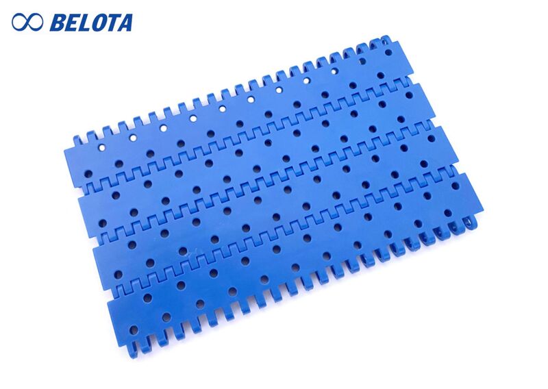 Băng tải nhựa mặt phẳng đục lỗ có các lỗ hoặc khe nhỏ phân bố tại các bị trí nhất định
