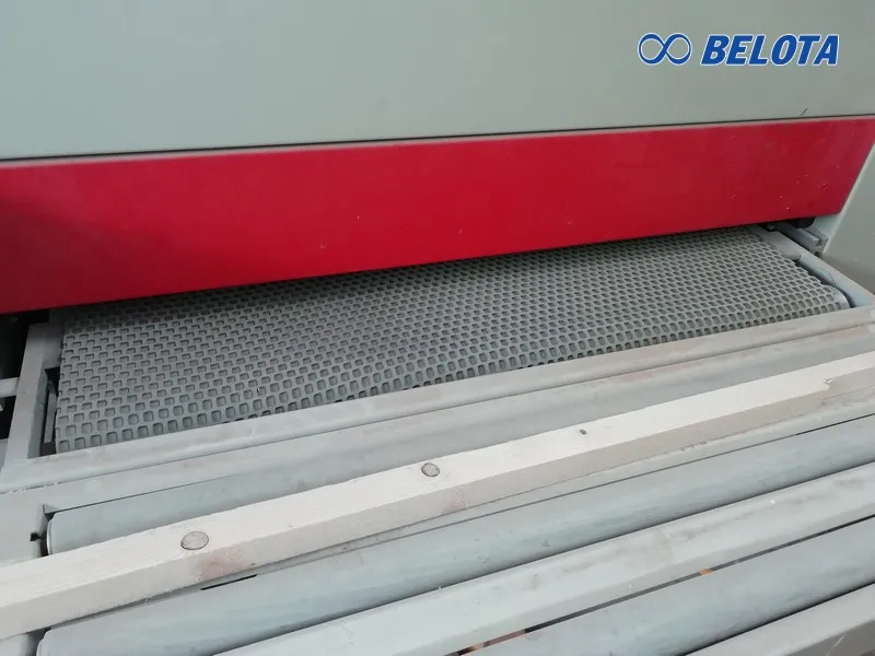 Băng tải ô vuông