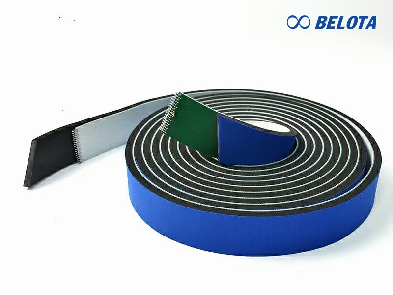 Băng tải PVC mút xốp