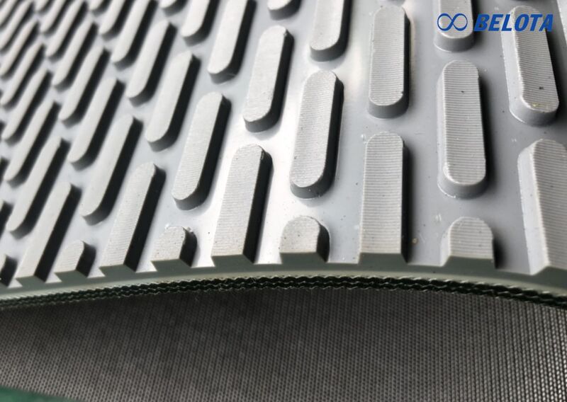 Băng tải PVC nhám hạt dưa là loại được sử dụng phổ biến nhất trong máy nhám thùng gỗ