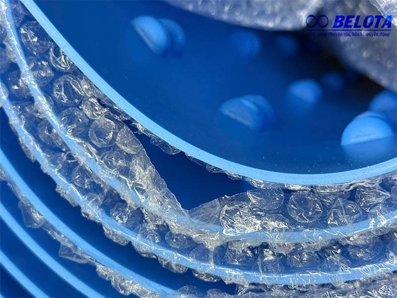 Băng tải Soliflex có cấu tạo đồng nhất, hoàn toàn không có lớp bố vải bên trong