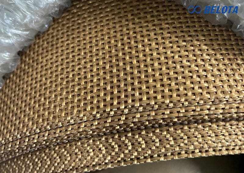 Băng tải Teflon (PTFE) là loại băng tải chịu nhiệt, chống dính chuyên dụng được làm từ sợi thủy tinh phủ lớp polytetrafluoroethylene (PTFE)