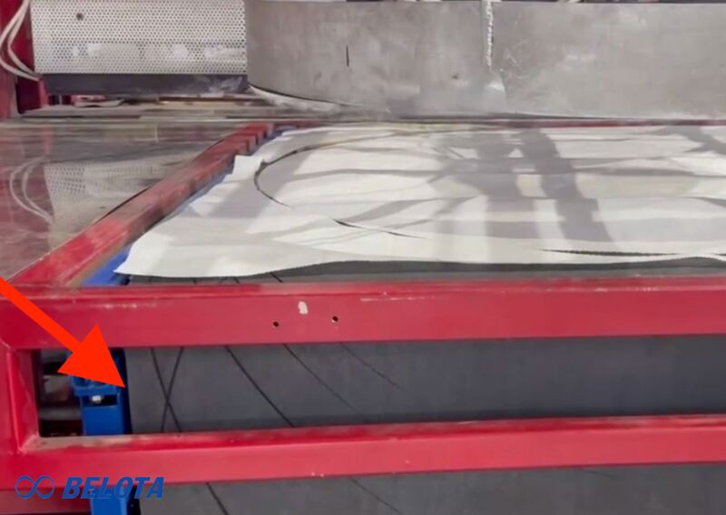 Băng tải thông thường dễ bị biến dạng, cháy xém hoặc cứng bề mặt sau thời gian ngắn