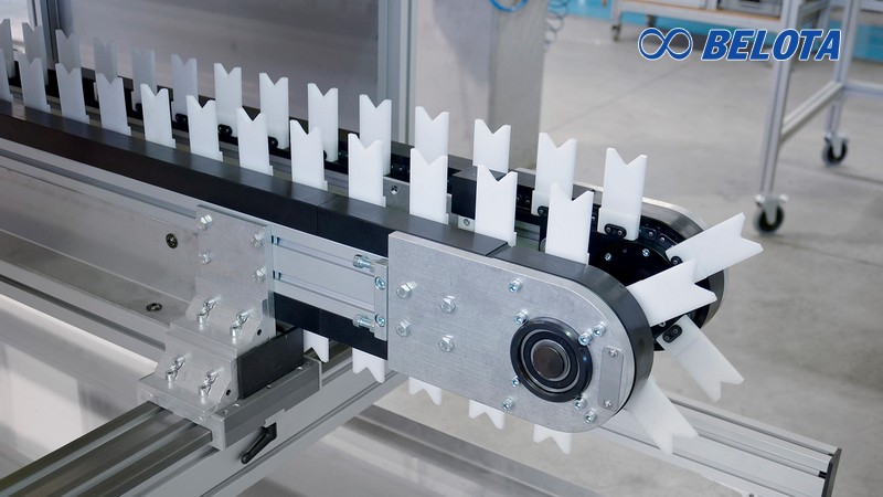 băng tải xích nhựa