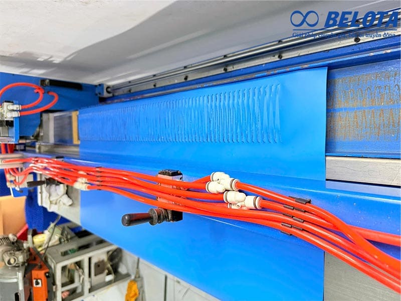 Cách nối băng tải PVC với quy trình nối ép nhiệt