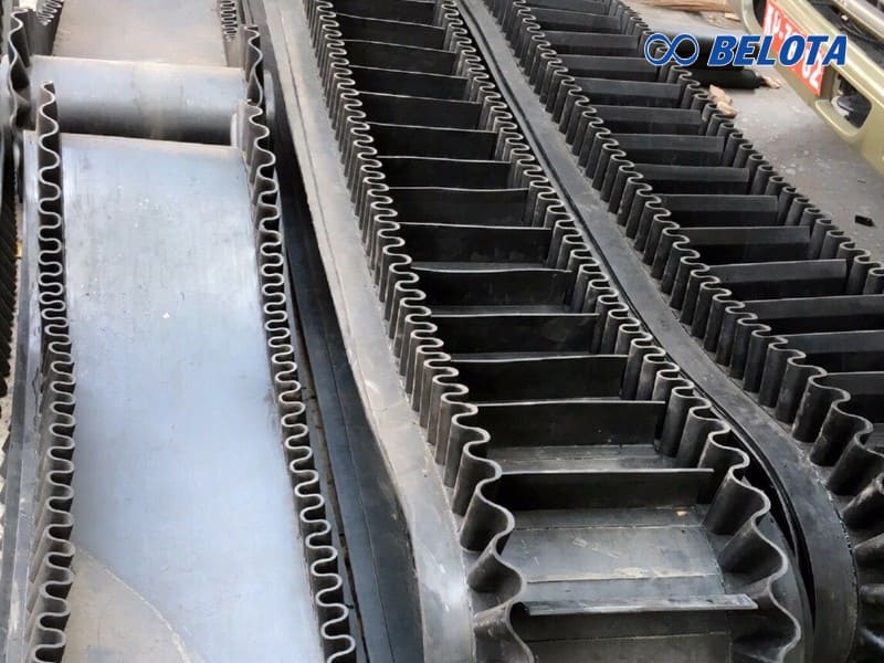 Cấu tạo cơ bản của băng tải gầu cao su