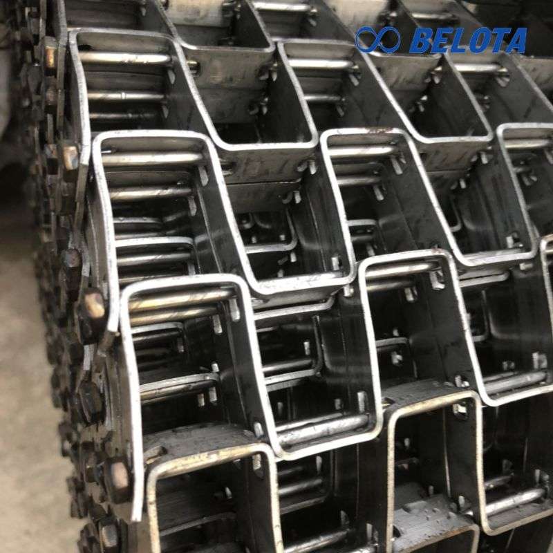 Cấu trúc đan dạng chữ U chắc chắn giúp băng tải vận chuyển hàng nặng ổn định