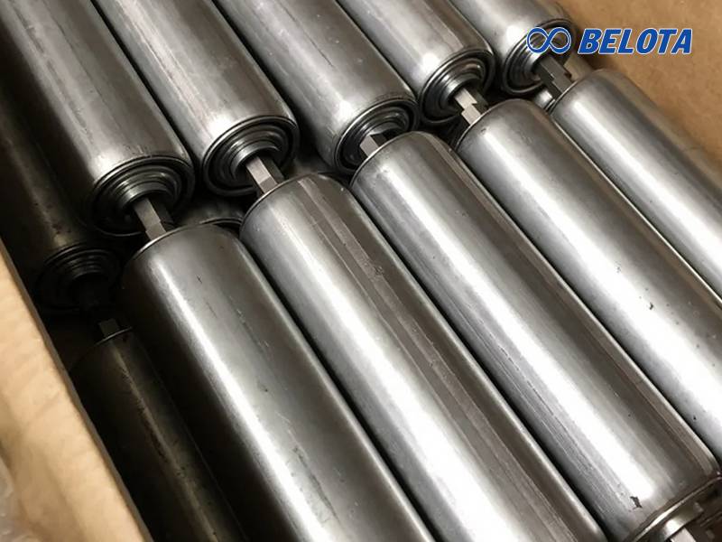Con lăn thép là dòng con lăn băng tải có hình trụ được chế tạo từ thép chất lượng cao