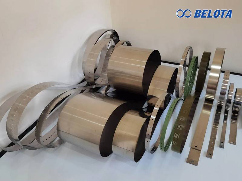 Dây băng tải thép đúc liền nổi bật với độ phẳng và độ thẳng tuyệt đối