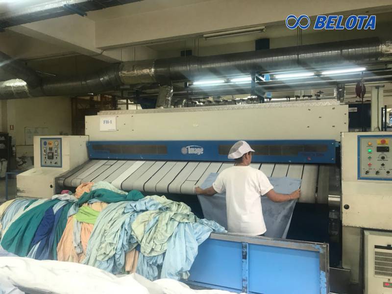 Đệm nỉ lót máy ủi công nghiệp