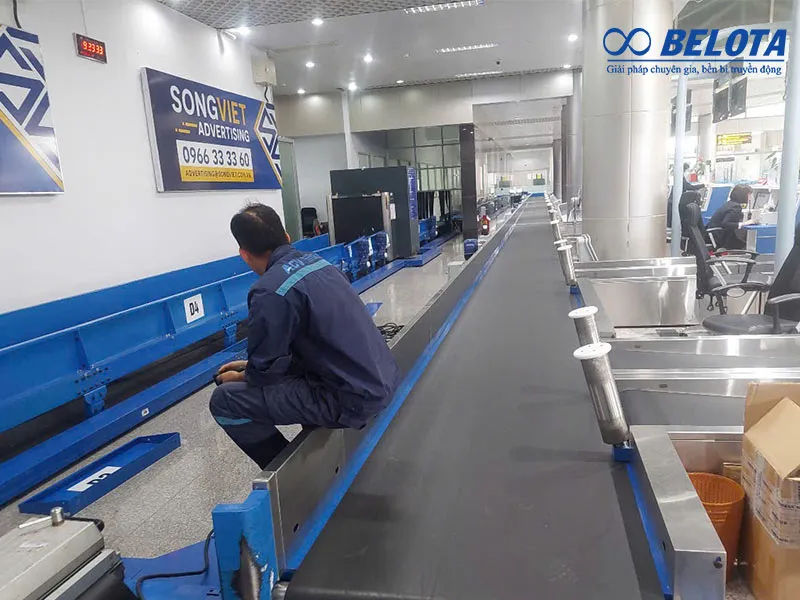 Đội ngũ kĩ thuật Belota có mặt tại sân bay Đà Lạt để tiến hành đo đạc (Hình ảnh thực tế)