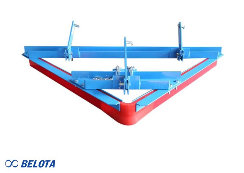 Gạt chữ V băng tải là thiết bị làm sạch mặt dưới của dây băng tải