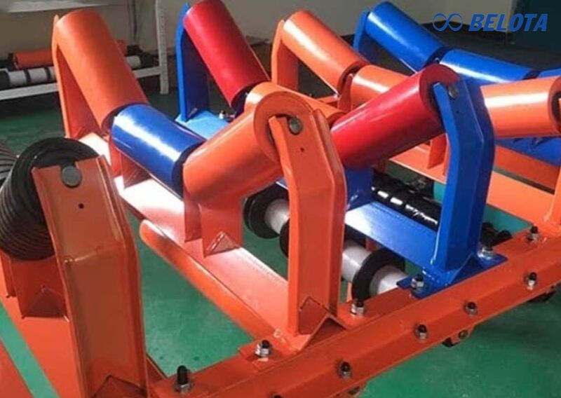 giá đỡ con lăn là bộ phận quan trọng giúp cố định con lăn băng tải