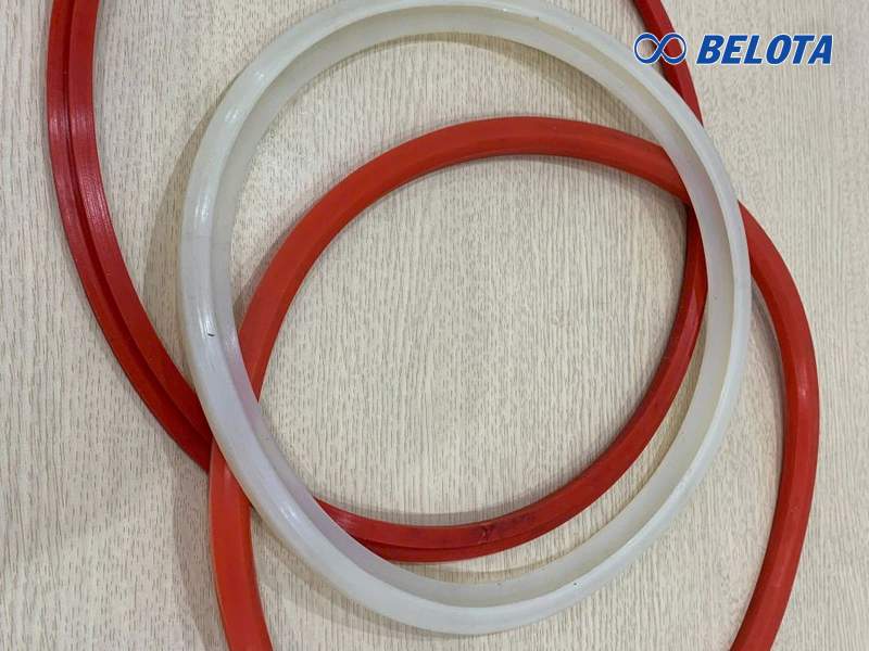 Gioăng là bộ phận làm kín dạng tĩnh, được lắp giữa hai bề mặt cố định để ngăn rò rỉ chất lỏng