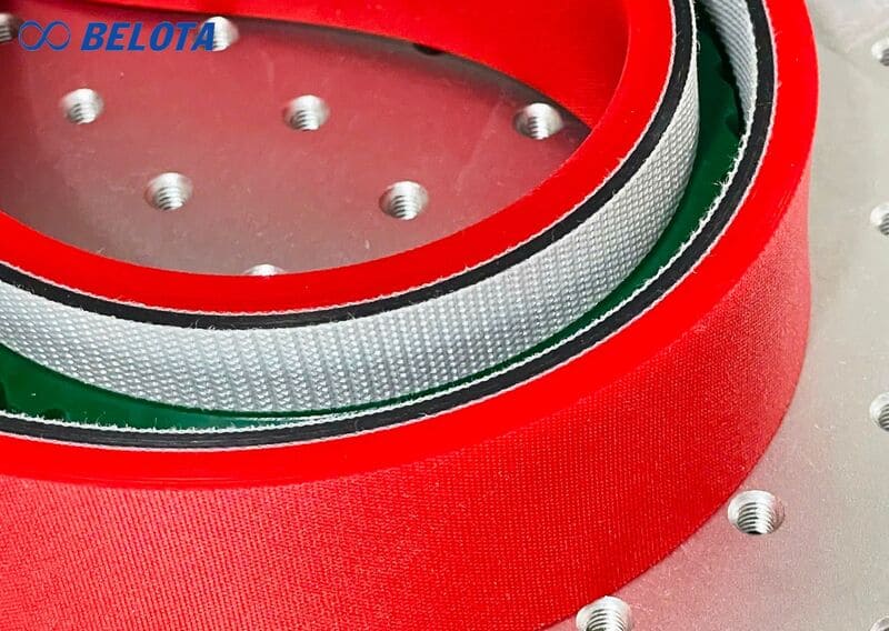Lớp phủ PVC và polyurethane