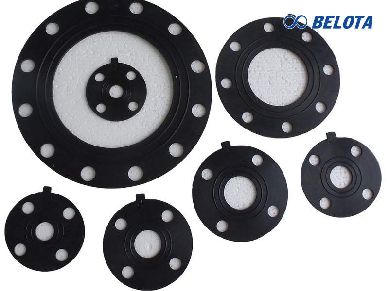 Phớt là bộ phận làm kín dạng động, được lắp tại vị trí có chuyển động tương đối