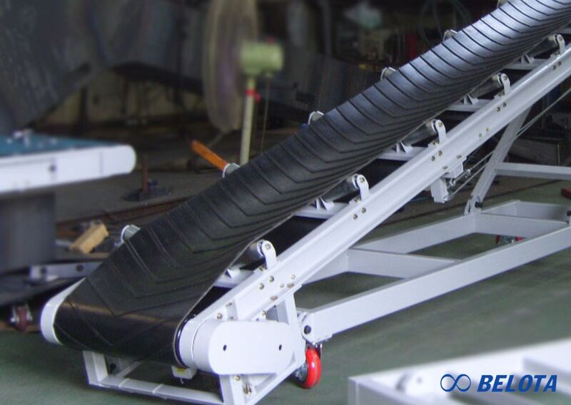 Rubber incline conveyor