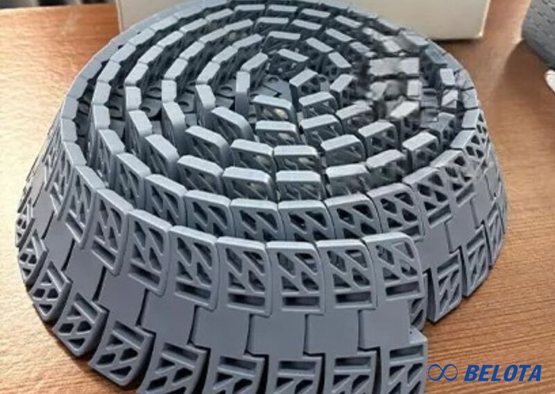 Ứng dụng của xích nhựa chạy cong Movex 260M LFA