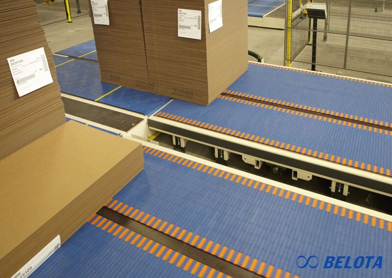 Ưu điểm khi ứng dụng băng tải nhựa modular trong ngành bao bì carton